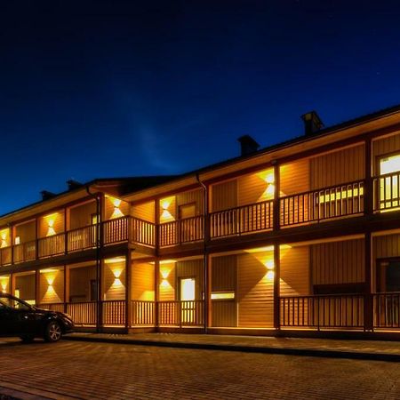 Bestes Apartamenti Koceni Dış mekan fotoğraf