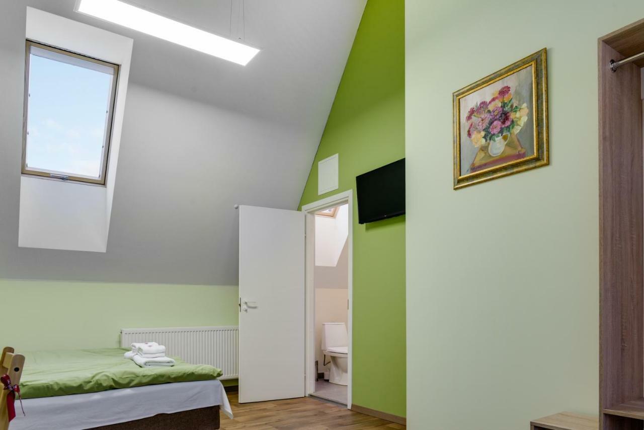 Bestes Apartamenti Koceni Dış mekan fotoğraf