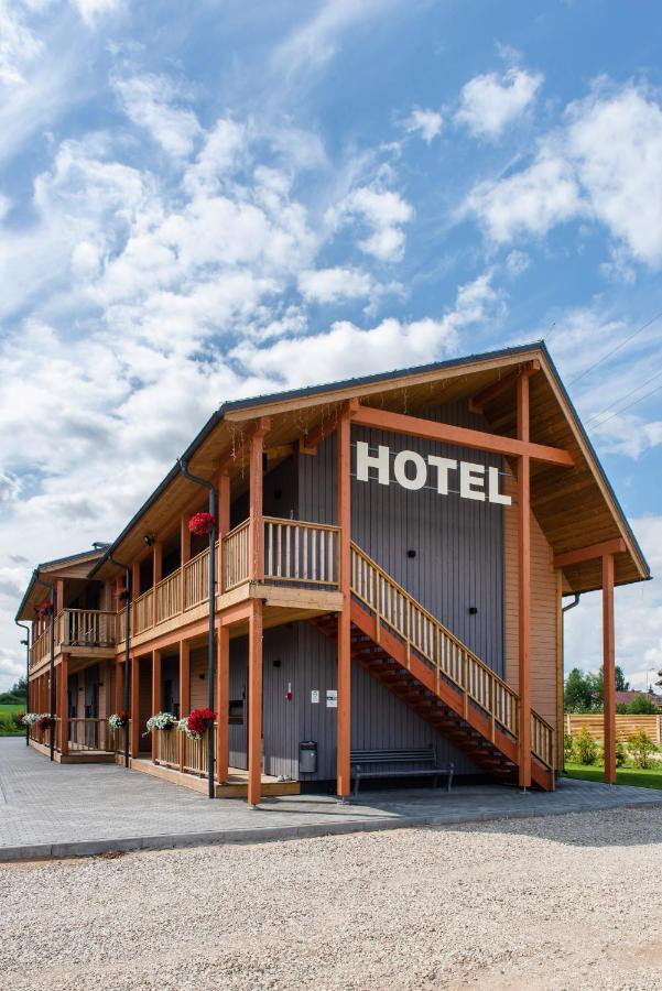 Bestes Apartamenti Koceni Dış mekan fotoğraf